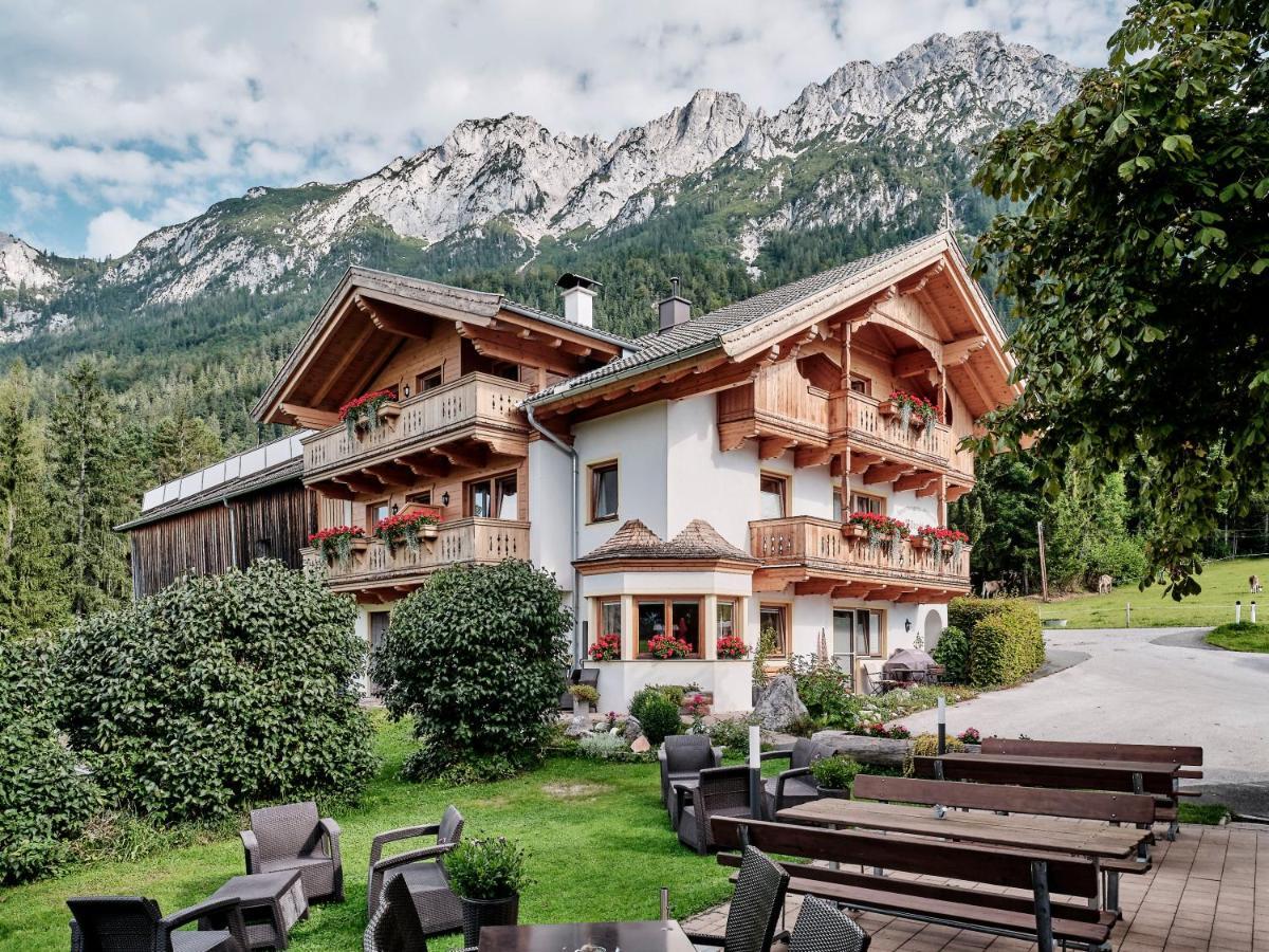 Berggasthof Baernstatt Scheffau am Wilden Kaiser Exterior photo